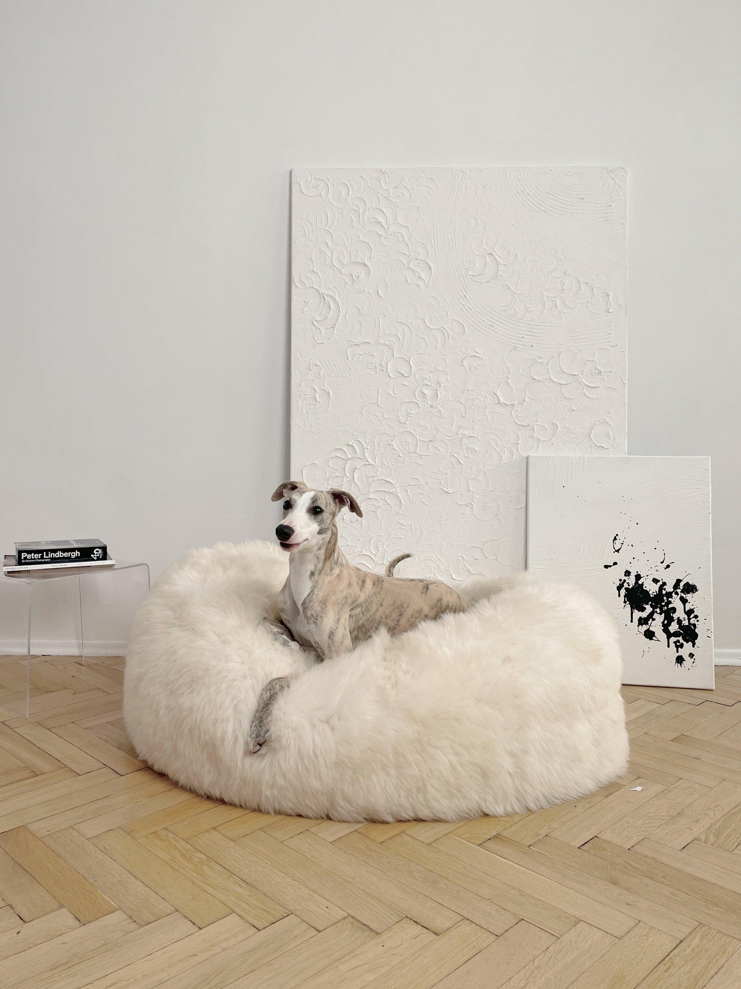 Oval Natural Sheepskin Pet Bed - White